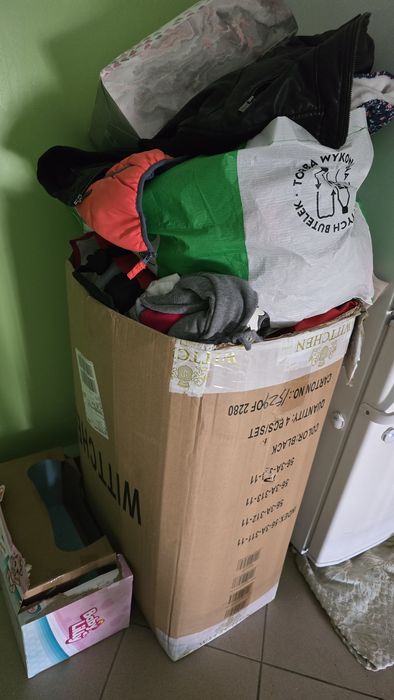 Oddam ubranka dla dziewczynki 56