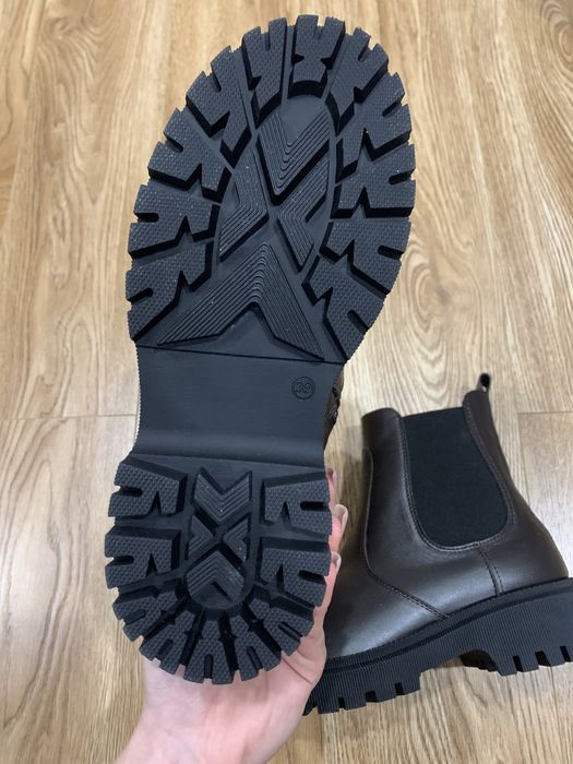 Нові зимові ботінки
