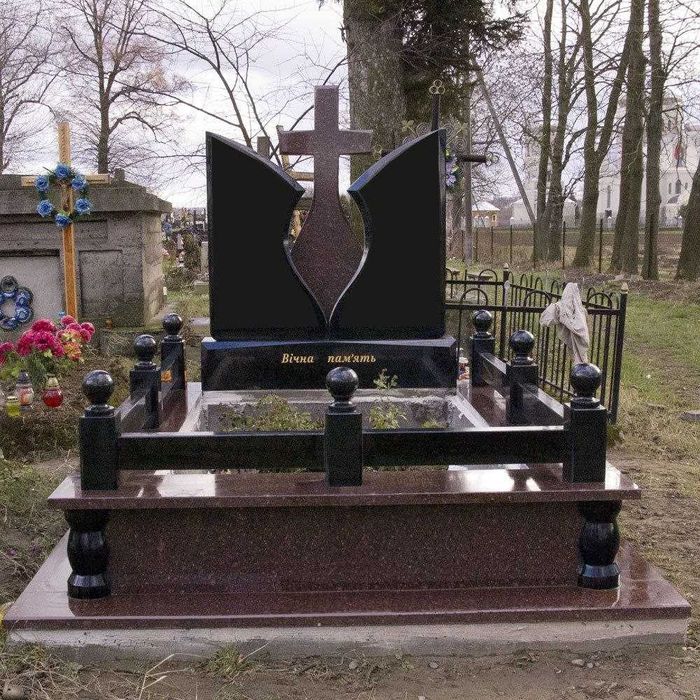 Памятники в Коростишеві від виробника із  габро, гранітів, мармуру.