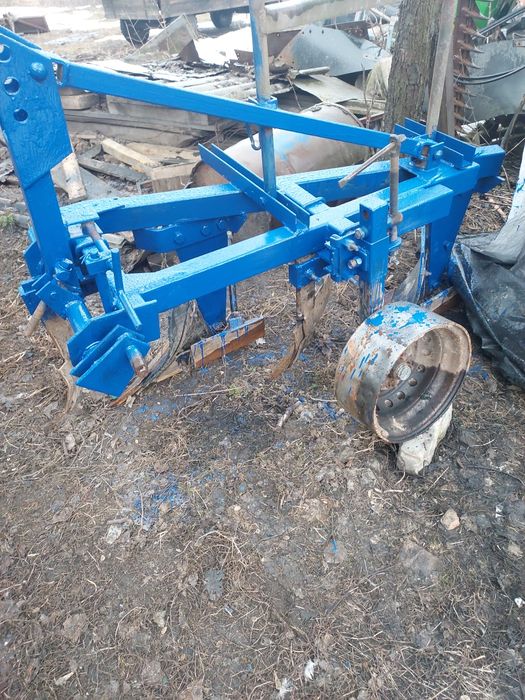 плуг до трактора
