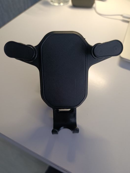 Тримач для телефона в авто