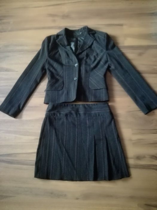 Komplet marynarka i spodniczka