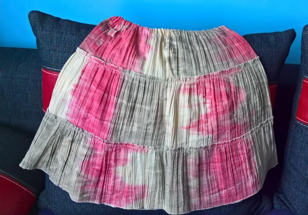 Piękna spódniczka w stylu vintage (rozm. XS)
