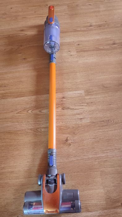 Aspirador vertical marca Hoffen