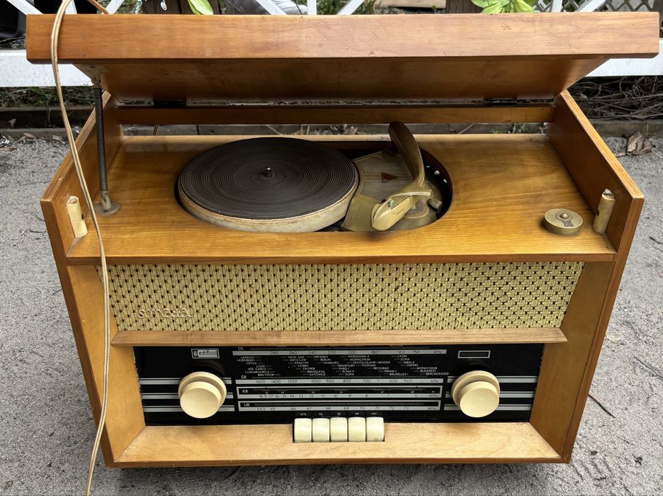 Radio Sonata 22002 + plyty