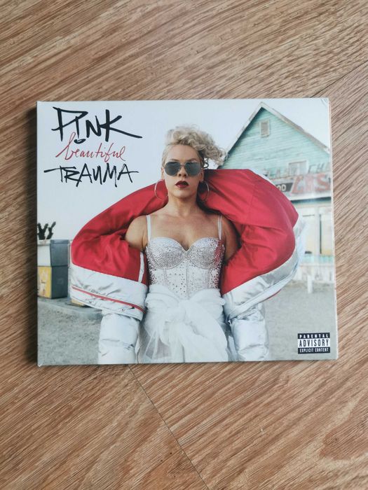 Pink Beautiful trauma 

cd 

jak nowa