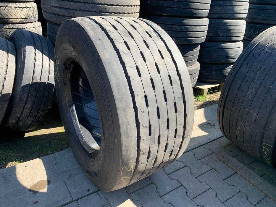 Opona używana ciężarowa 445/45R19.5 MICHELIN X MULTI T HL / 10-12mm