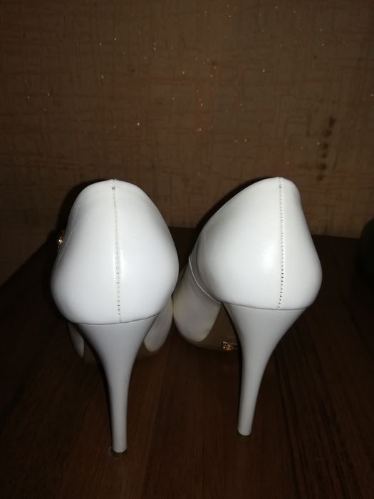 Свадебные туфли лабутены