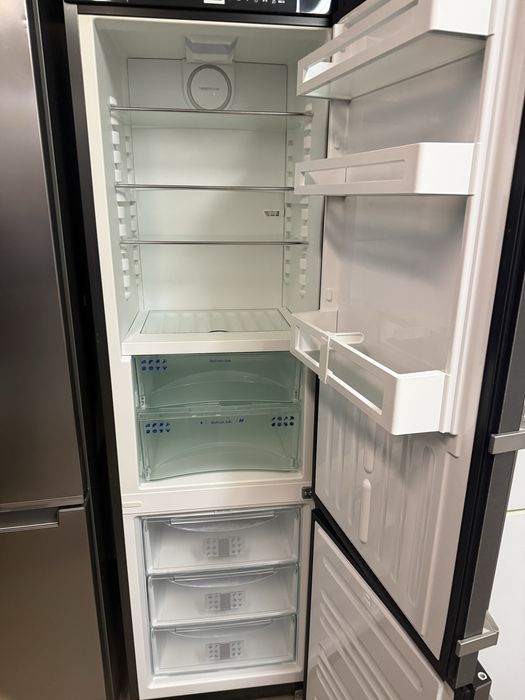 Холодильник Liebherr