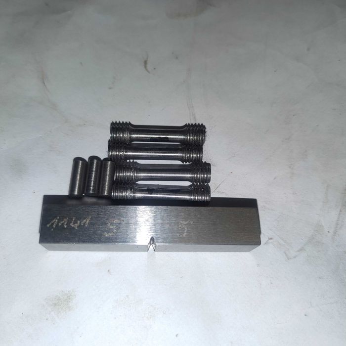 Próbki do badań niszczących,Elementy toczone frezowane  KCV, Rm i inne