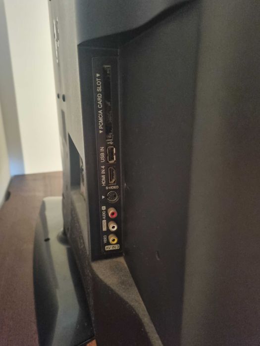 Vendo LG 42" em bom estado