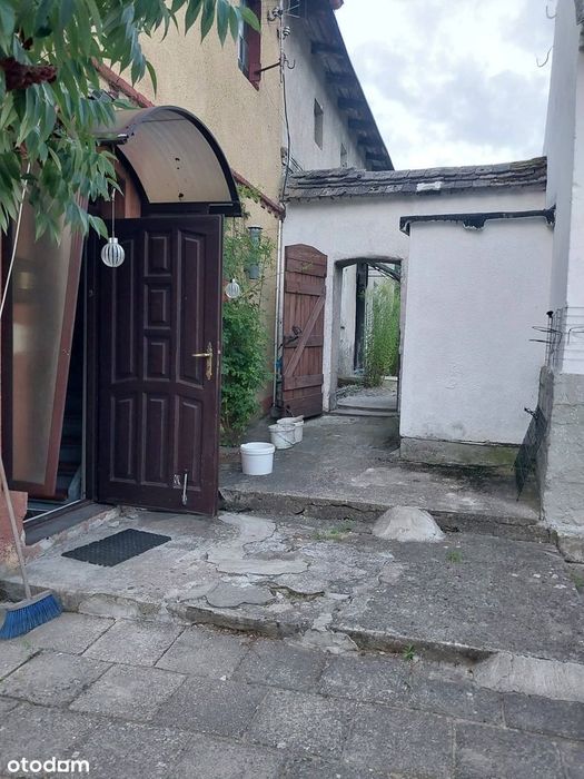 Nieruchomość blisko jeziora