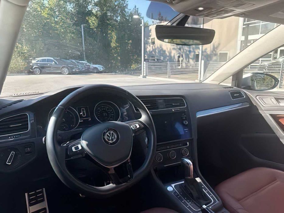 Volkswagen Golf Alltrack      2018