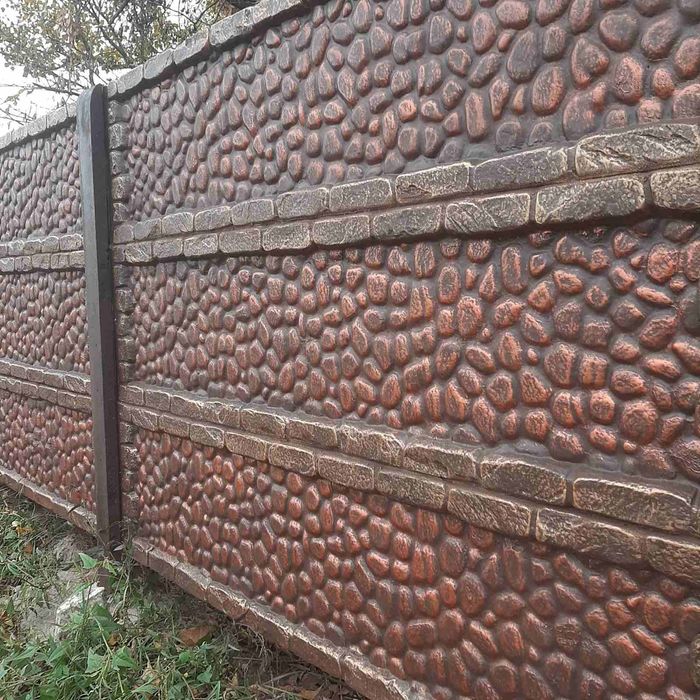 Фарбування паркану