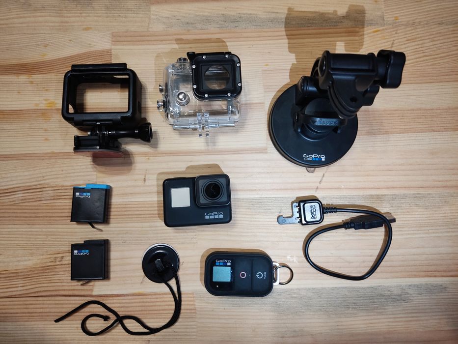 GoPro hero 7 black + батарея, бокси, кріплення, пульт