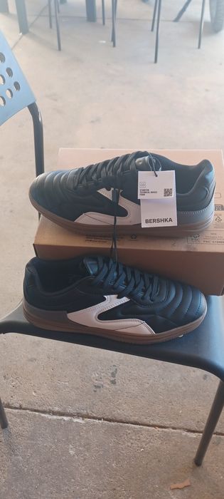 Sapatilhas Bershka N40