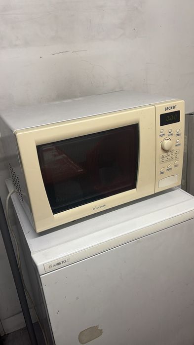 Microondas Becken