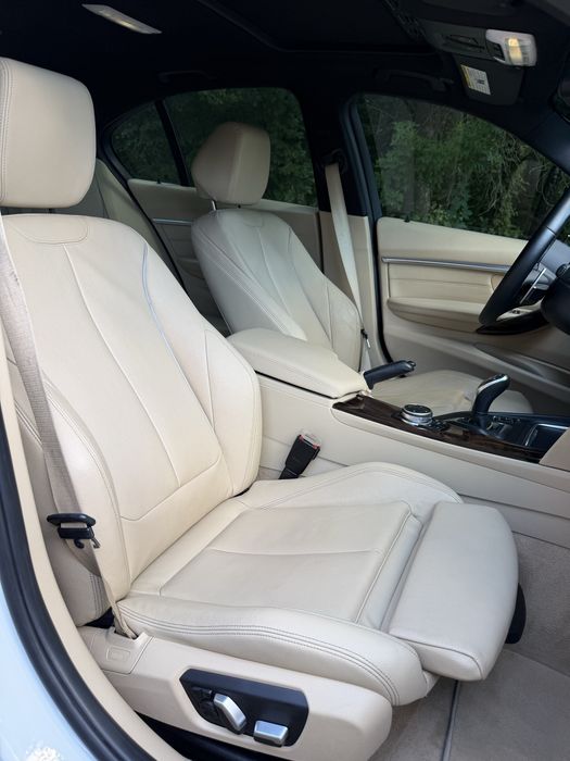 BMW 3 Series 2015 VIN WBA8E9G59GNT46018 фото оголошення 18 з 22