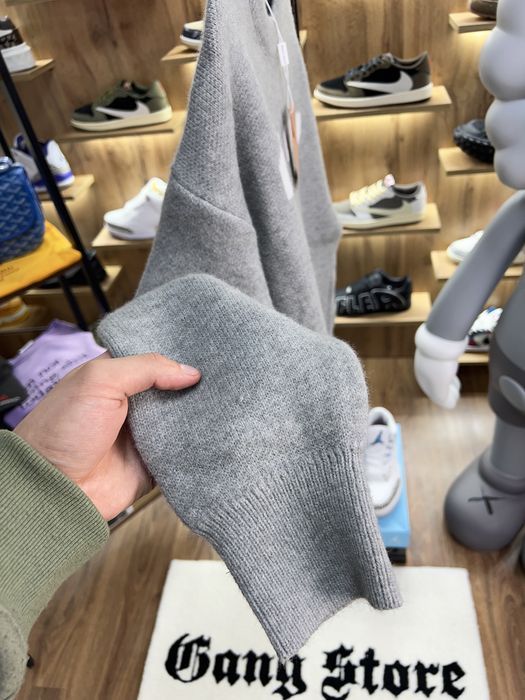 Светр Miu Miu Gray Logo