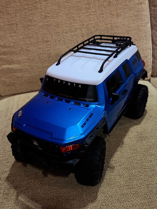Rc crawler 1/10 ( Toyota Fj Cruiser)