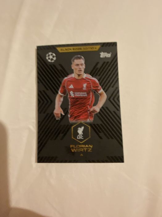 Carta rara Florian Wirtz. Black Edge. Coleção Match Attax