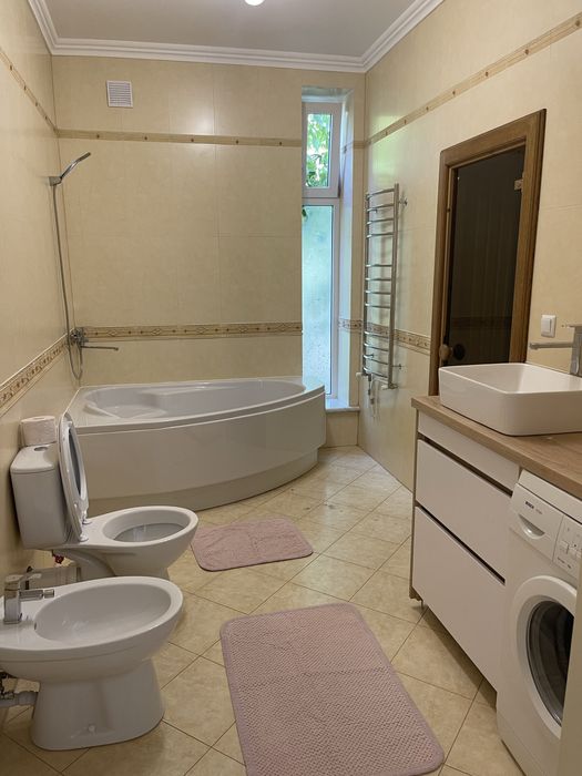 Будинок, квартира Закарпаття, Вільхівці