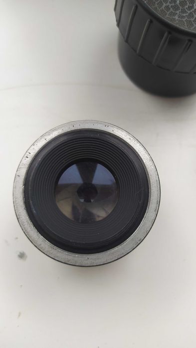 Продам фотооб'єктив.