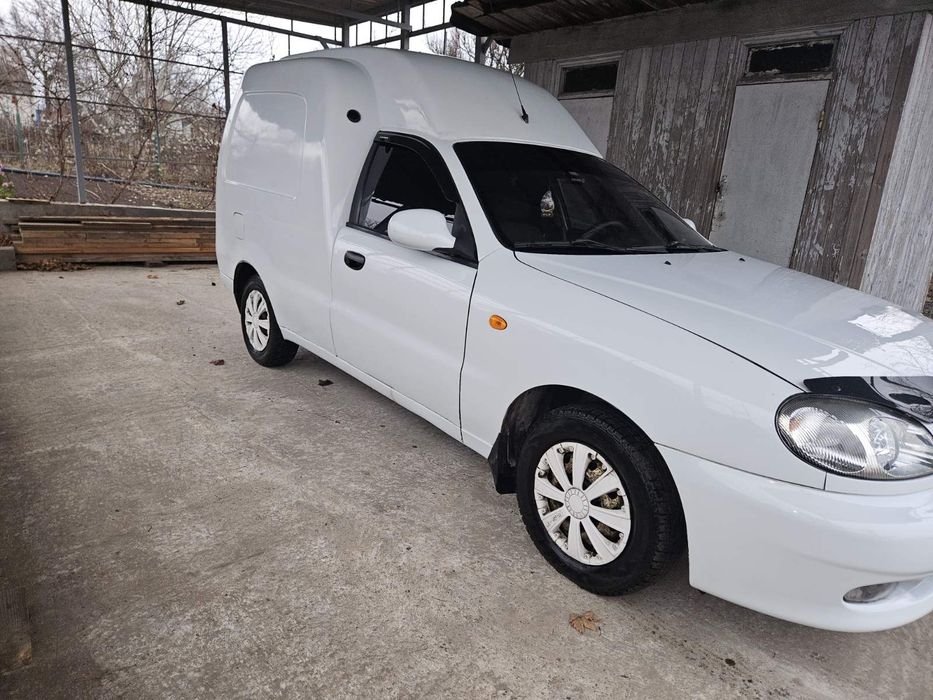 Ланос пікап 2010 р.в. 1.5л