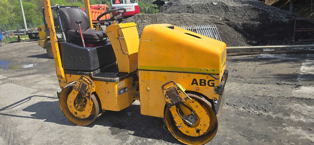 walec drogowy ABG 2tonowy wibracja na dwa bębny