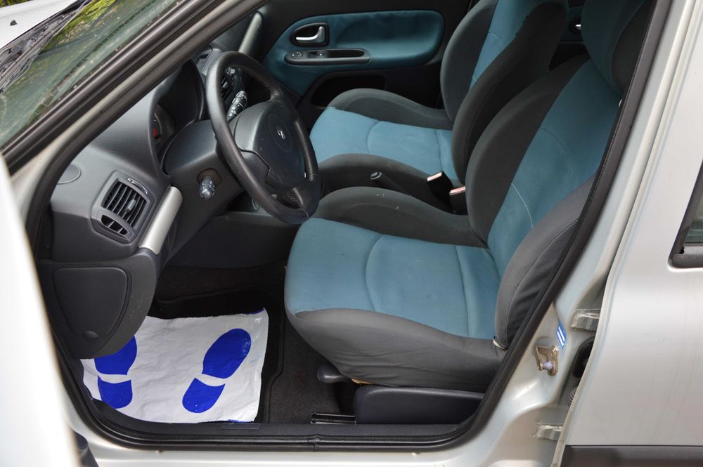 Piękne Clio Z Niemiec Klima Benzyna Super