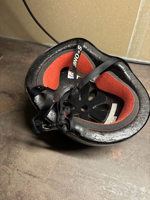 Capacete skate/bicicleta Lifer S1, preto