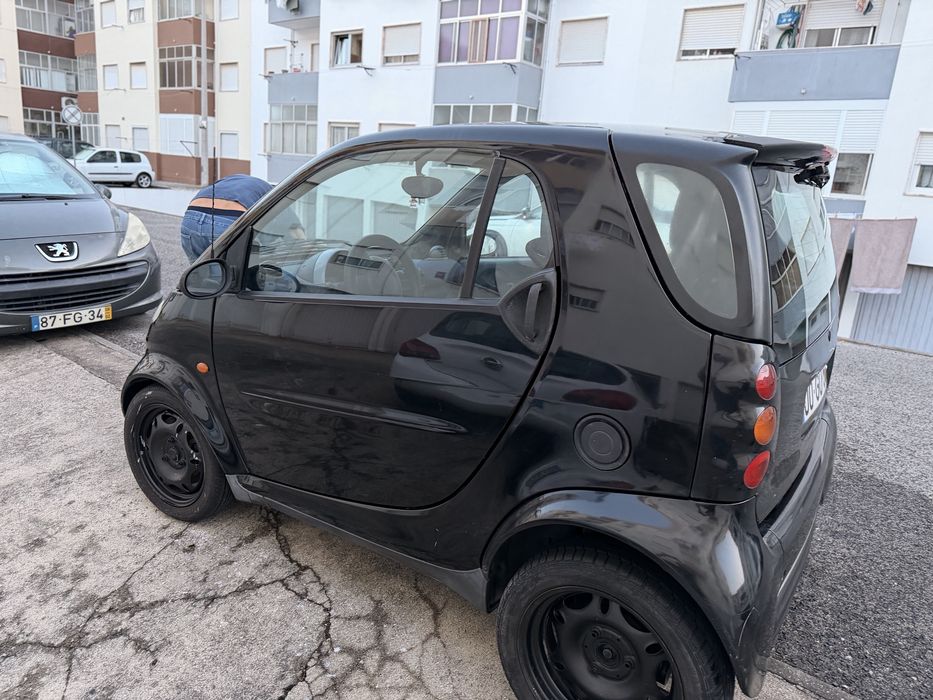 Vende se smat em boas condicoes