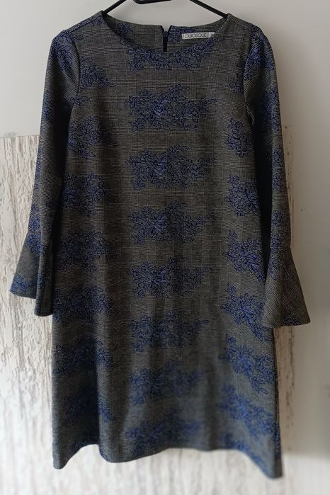 Elegancka sukienka quiosque