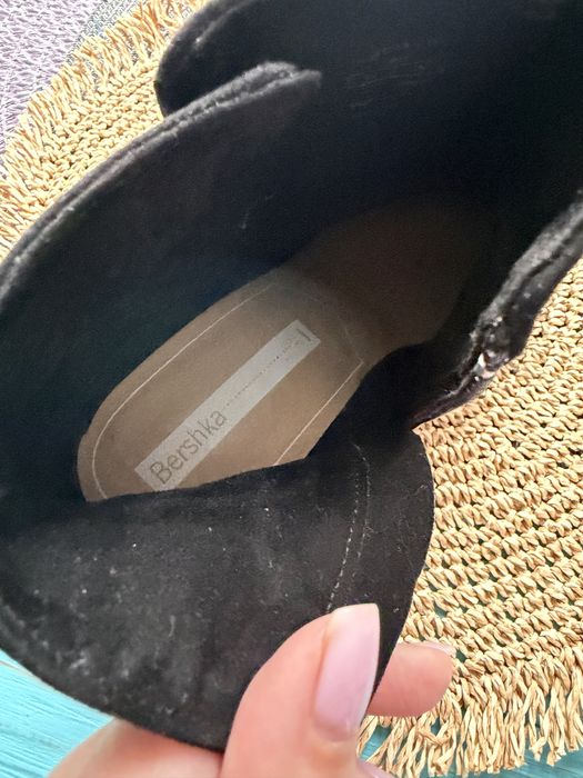 Ботильйони bershka