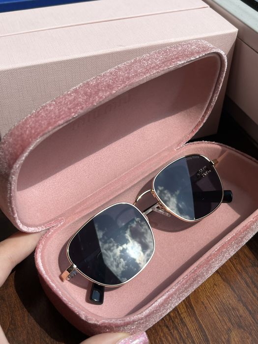 Okulary preciwsłoneczne Miu Miu
