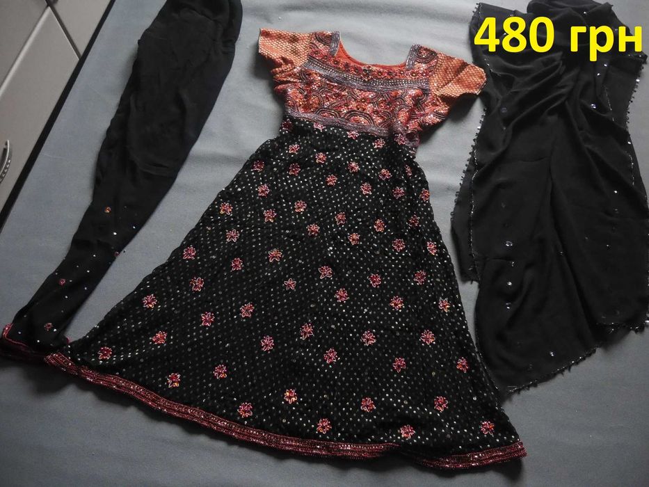 Размер 50 Индийский восточный костюм, пенджаби, сари индийское