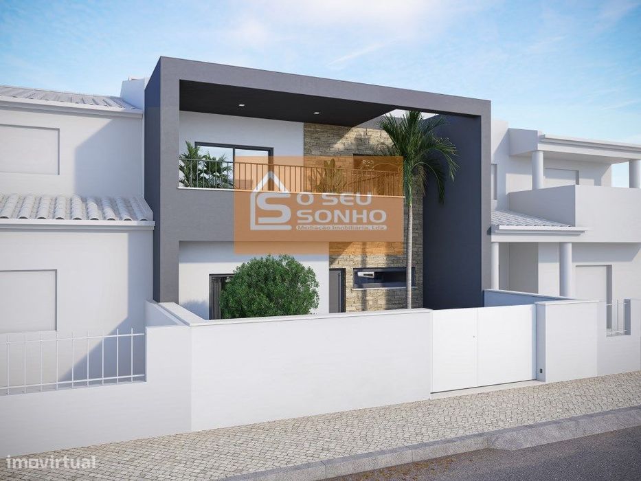 Lote com Projeto Aprovado para Moradia T4 no Centro de São Brás de ...