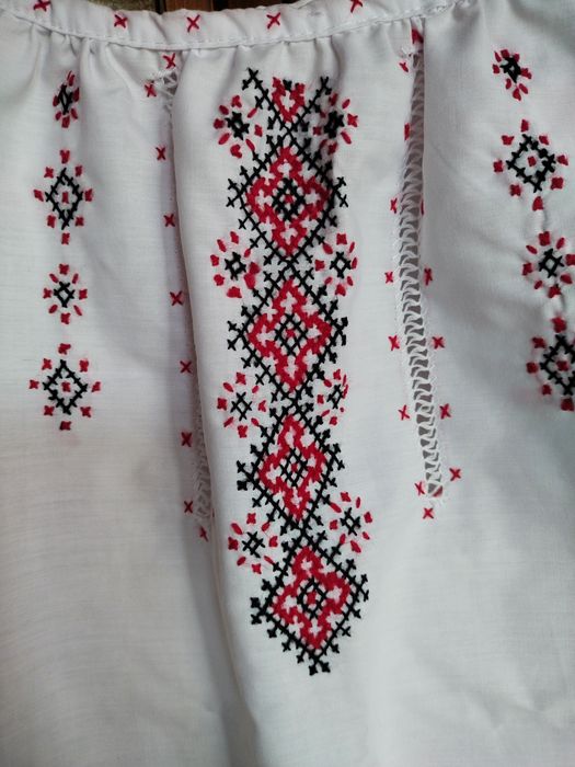 Вишиванка для дівчинки