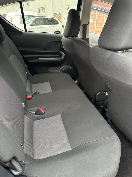 Toyota Aqua 2020 тойота