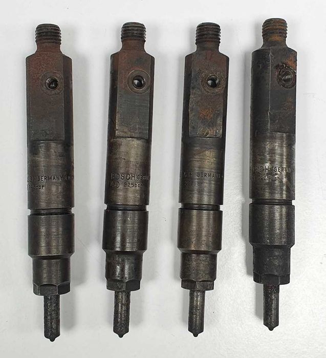 Wtrysk wtryskiwacz KBEL68P Perkins 504-2 Seria 500 Schaeff SKL 831