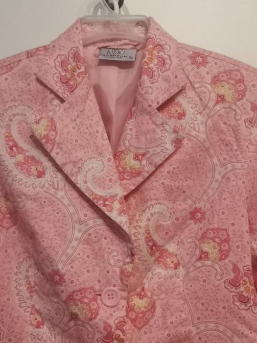 Marynarka damska Kombiworld rozm 40, guziki, wzór, odcienie różu