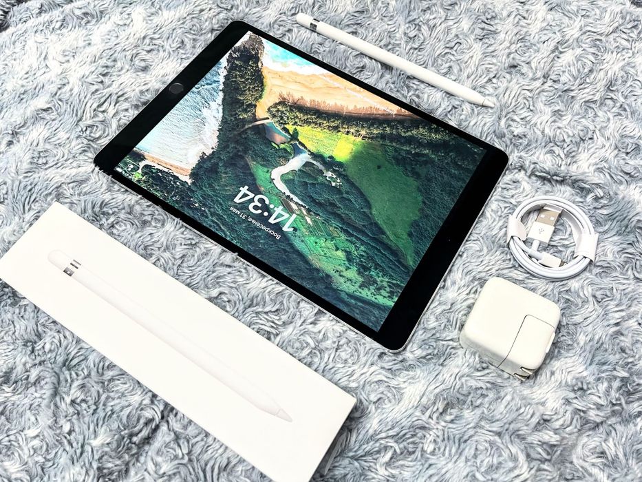 IPad Pro 10.5 (256 gb) 120 Герц + стекло! A1701