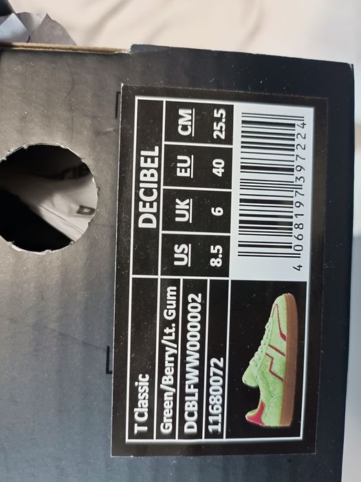 Buty sportowe Decibel r.  40