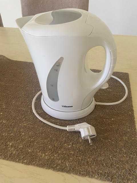 Chaleira elétrica 1,7L