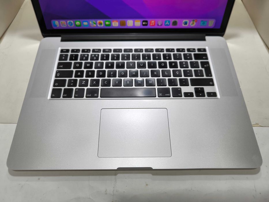 Apple Macbook Pro 15” i7 256GB 16GB Retina AMD Radeon # bateria NOVA