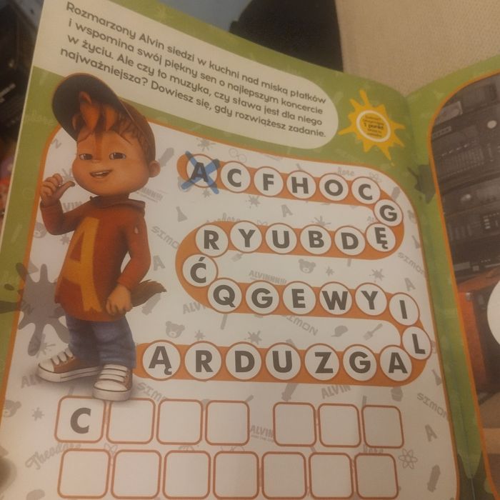 Alvin i Wiewiórki książeczki  z zadaniami i naklejkami