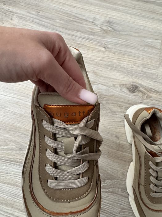 Кросівки Bugatti 37 розмір