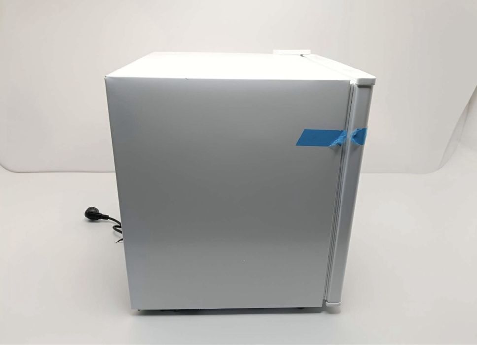 Lodówka jednodrzwiowa Comfee RCD50WH2