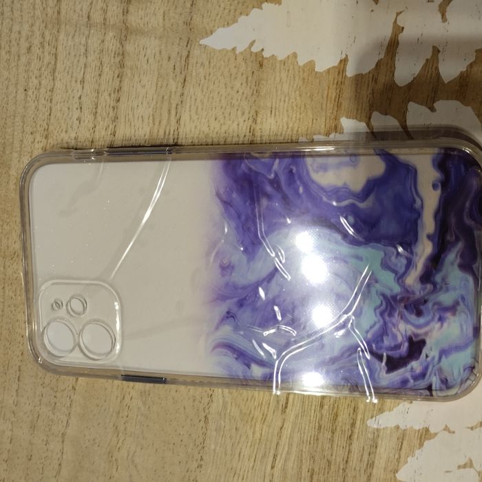 Etui na telefon iPhone 11 nowe w folii