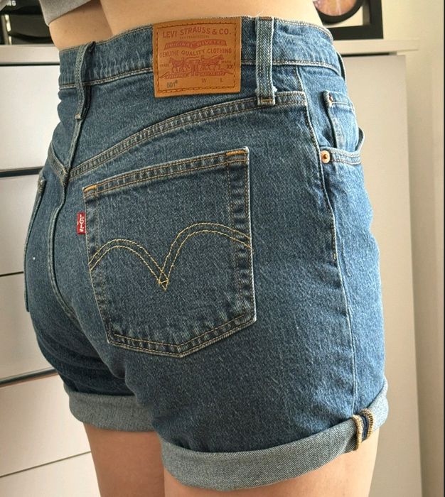 Джинсові шорти Levi's 501, жін.,  розм W29. Львів.